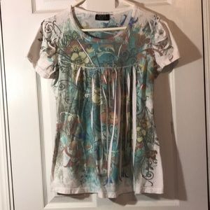 Tryst women’s top size medium t-shirt feel dresser style